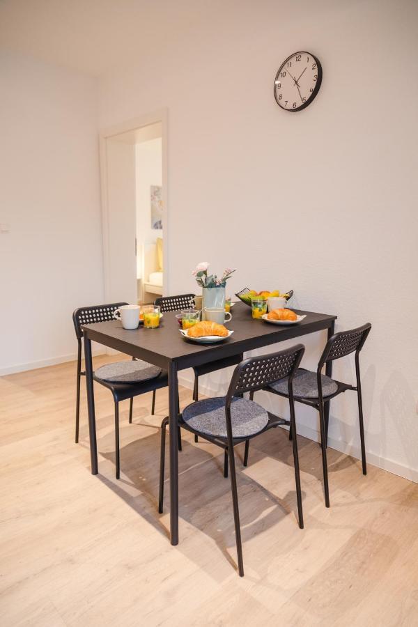 World Of Rooms - Apartment Paris Kassel Eksteriør billede